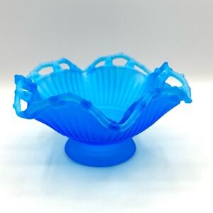Westmoreland Dark Blue Satin Ruffled Edge Bowl. Vintage